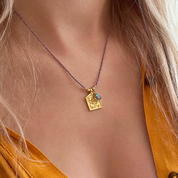 Anaya - Collier Médaillon Déesse