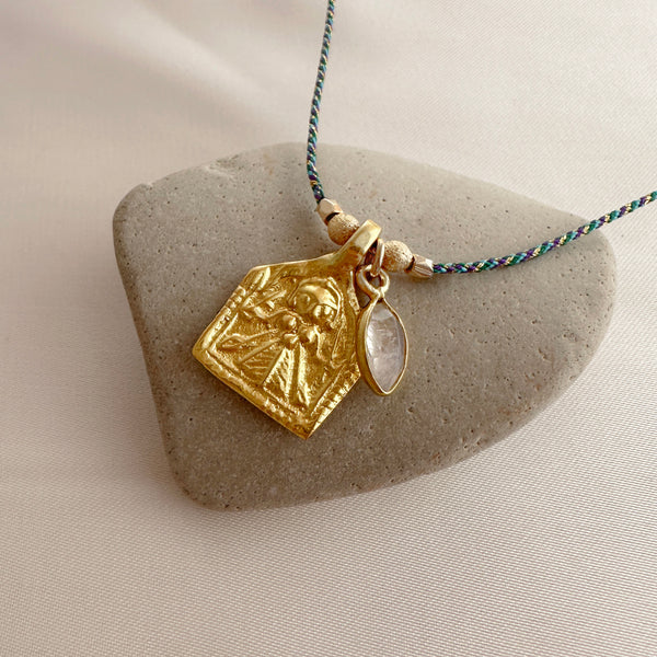 Anaya - Collier Médaillon Déesse