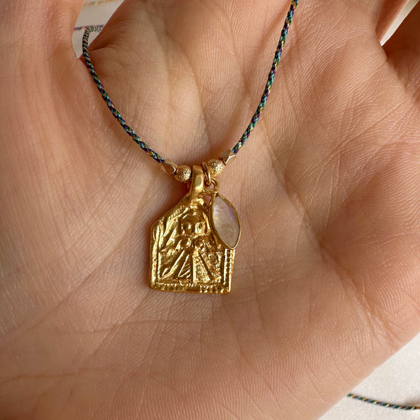 Anaya - Collier Médaillon Déesse