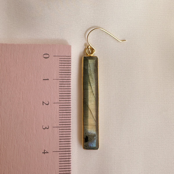 Regina - Boucles Barre Labradorite