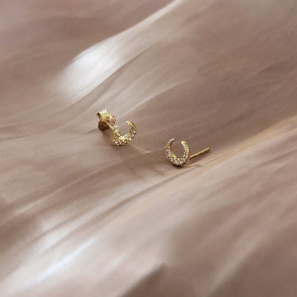 Kaeli - CZ Moon Studs - Kurafuchi