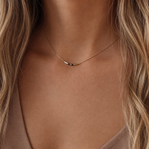 Cleo - Minimalist Necklace in Neutrals