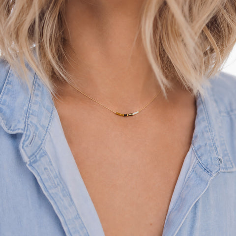 Cleo - Minimalist Necklace in Neutrals
