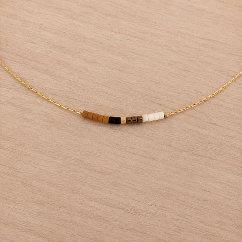 Cleo - Minimalist Necklace in Neutrals