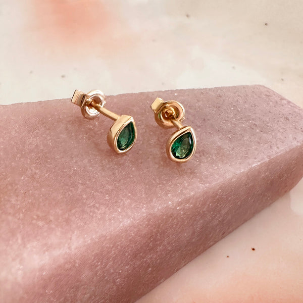 Gally - Green Teardrop Studs