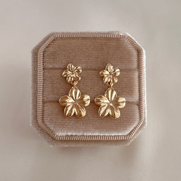 Joyce - Flower Earrings