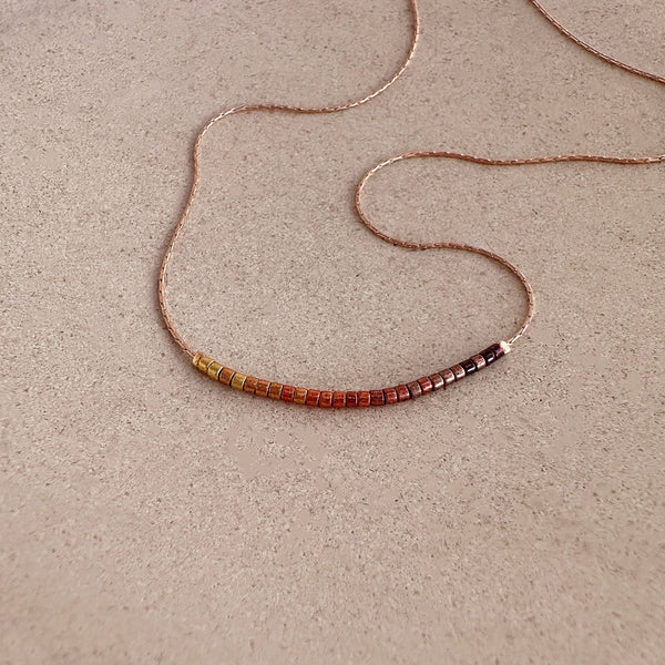 Donata - Minimalist Ombre Necklace