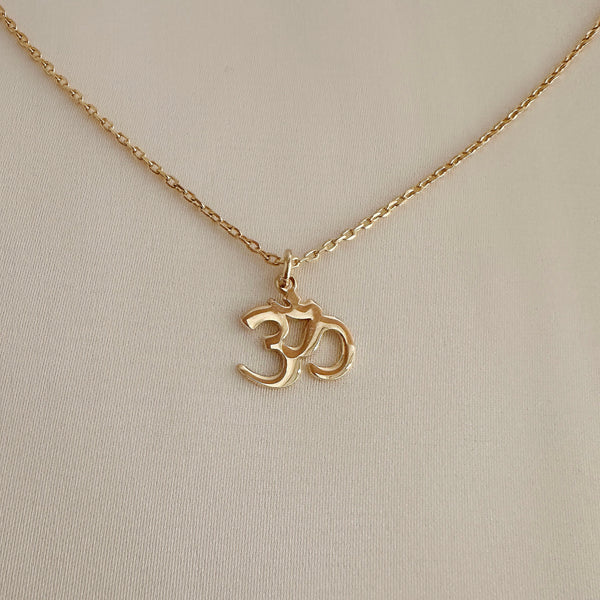Ishani - Collier Ohm