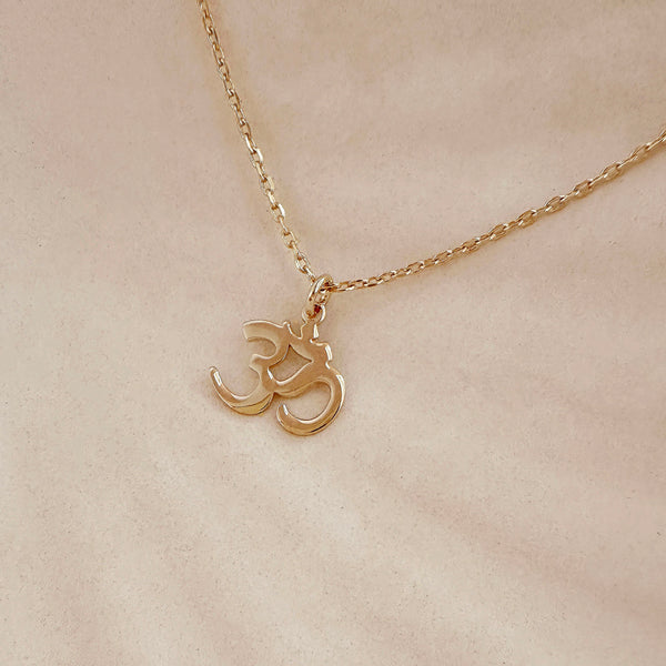 Ishani - Collier Ohm
