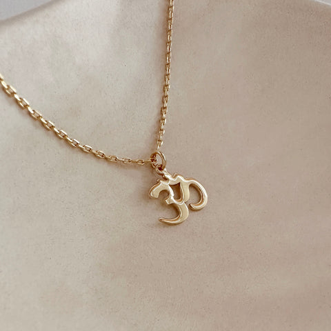 Ishani - Collier Ohm