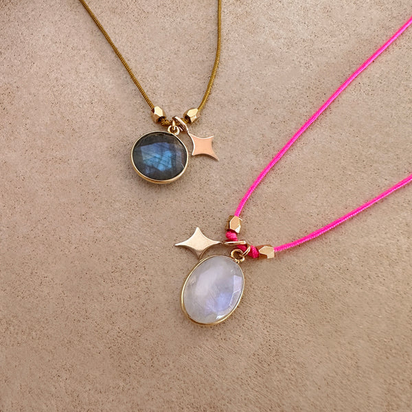 Liya - Gemstone Necklace