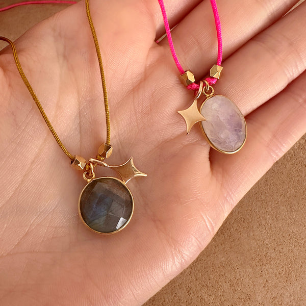 Liya - Gemstone Necklace