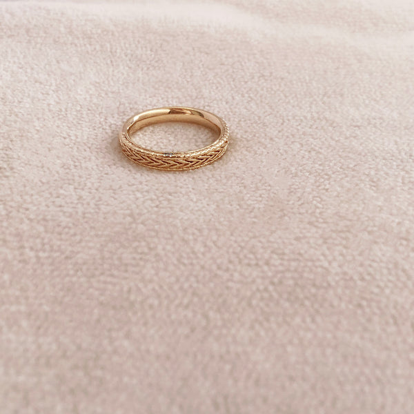 Blake - Textured Band Ring