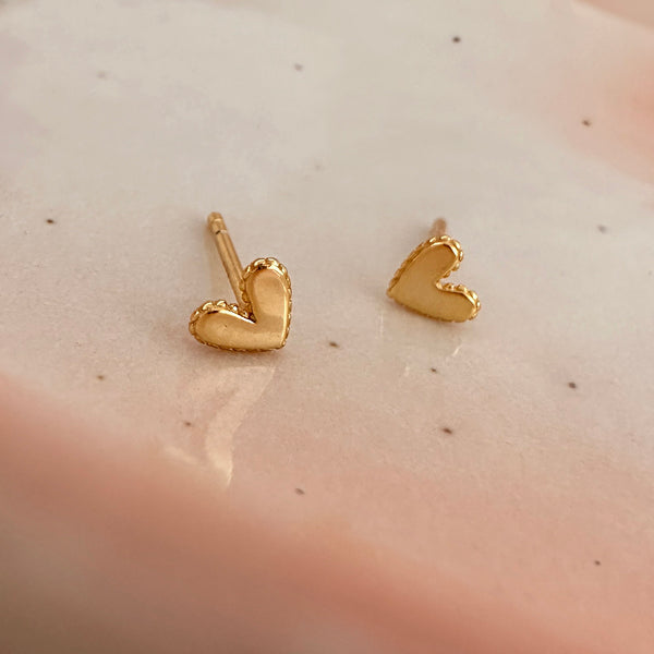 Kokoro - Mini Heart Studs