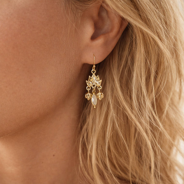 Joyce - Boucles Tombantes Fleur