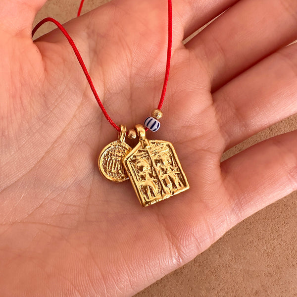 Shruti Amulet Necklace Kurafuchi