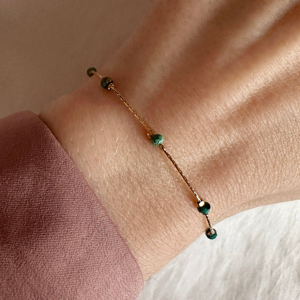 Regan - Turquoise Bead Bracelet