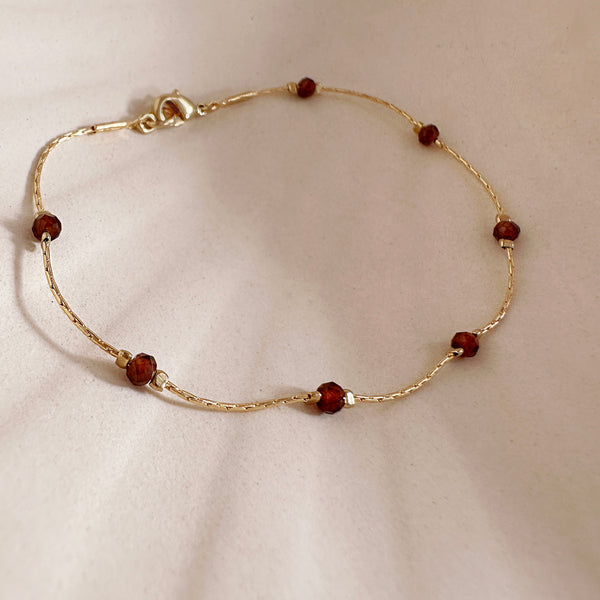 Regan - Garnet Bead Bracelet