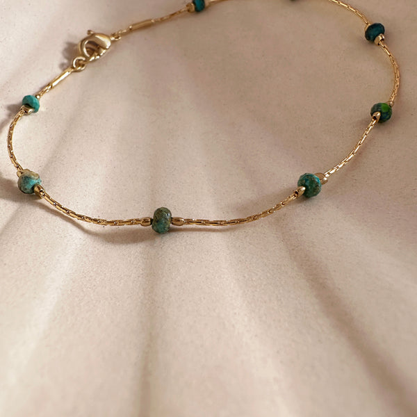 Regan - Turquoise Bead Bracelet