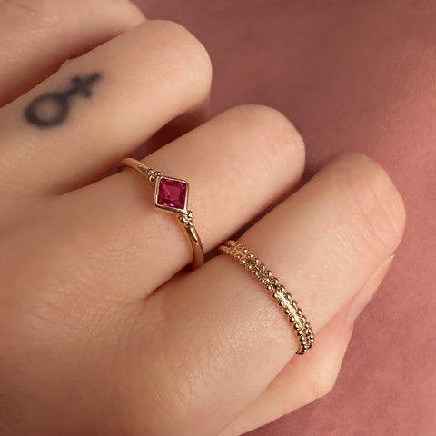 Romina - Dainty Textured Ring - Kurafuchi