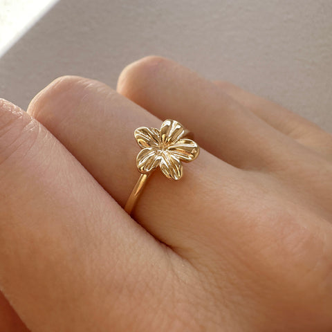 Roxanna - Flower Ring