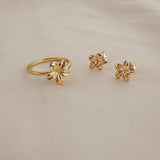 Jodie - Flower Stud Earrings