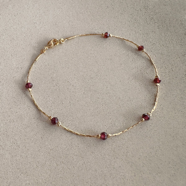 Regan - Bracelet Grenat