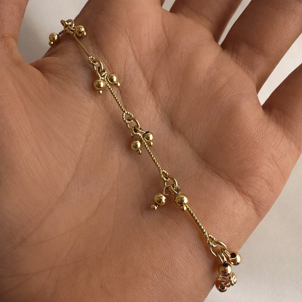 Mona - Charms Necklace