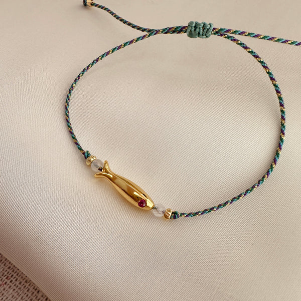 Nevyl - Gold Fish Bracelet