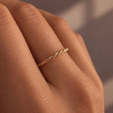 Rayna - Dainty Rope Ring