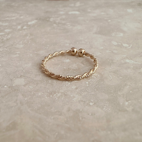 Rayna - Dainty Rope Ring