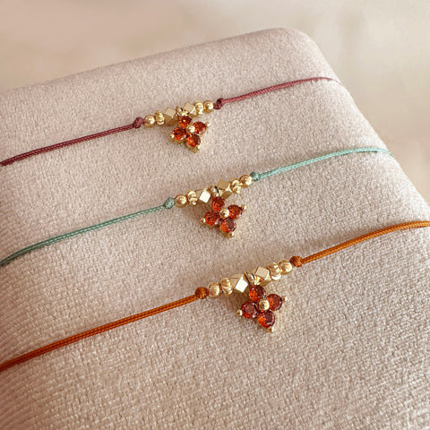 Suni - Flower Charm Bracelet