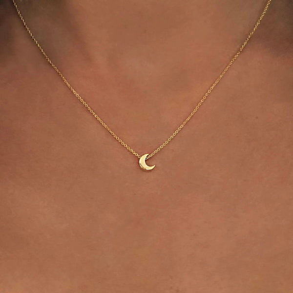 Tsukiko - Tiny Moon Necklace