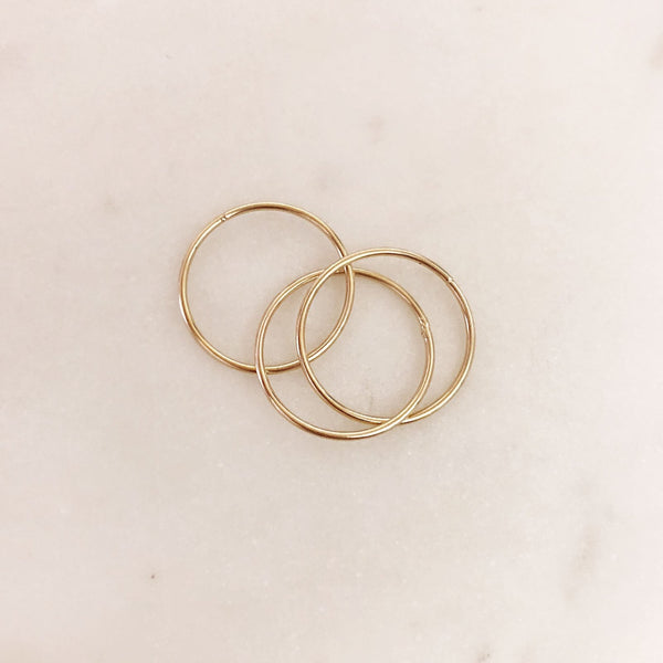 Keya - Dainty Triple Ring - Kurafuchi