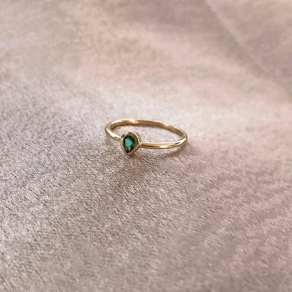 Lucinda - Green Teardrop Ring - Kurafuchi