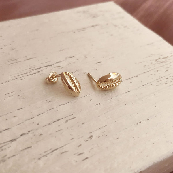 Mohini - Cowrie Studs - Kurafuchi