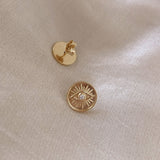 Quynn - Eye Medal Studs - Kurafuchi