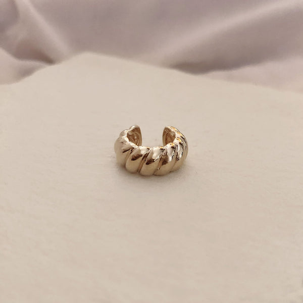 Shay - Domed Ear Cuff - Kurafuchi