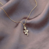 Shura - Rose Necklace - Kurafuchi