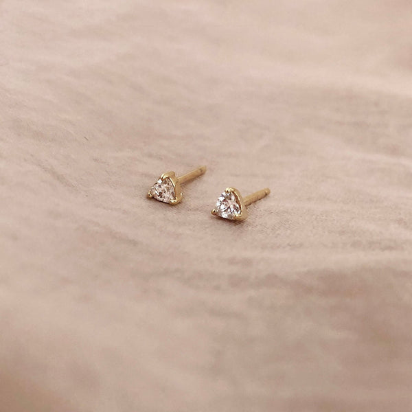 Suri - Mini CZ Heart Studs - Kurafuchi