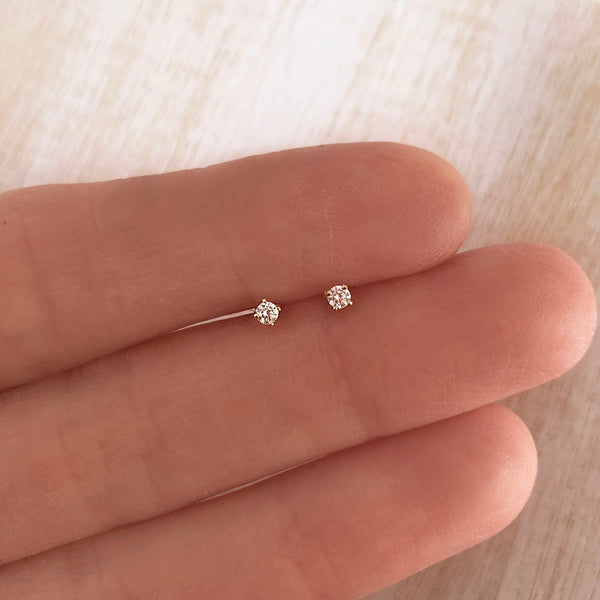 Tomi - Mini CZ Studs - Kurafuchi