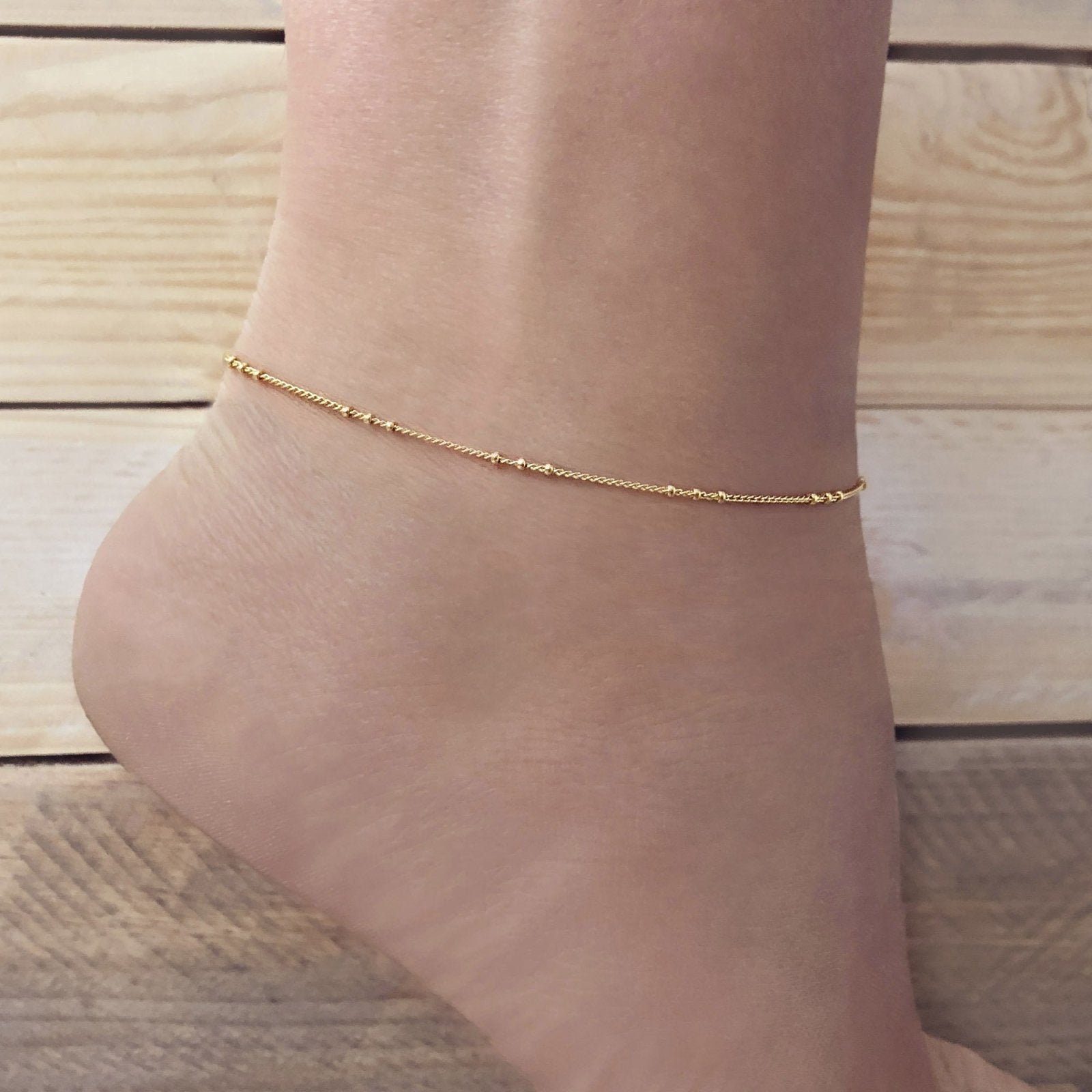 Yana - Gold Dainty Chain Ankle Bracelet | Kurafuchi