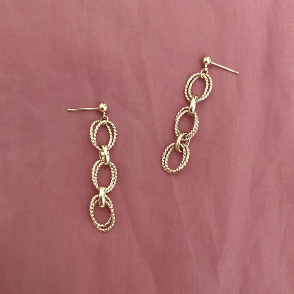 Yolanda - Dangle Earrings - Kurafuchi